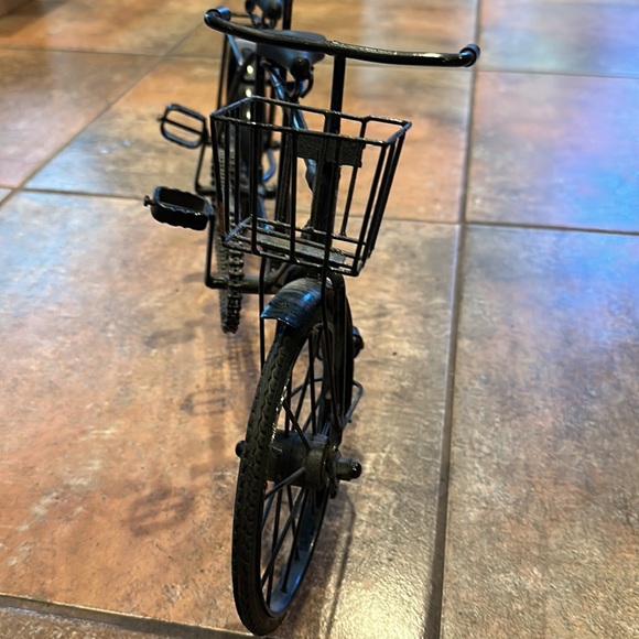 Painted metal tandem bicycle - great craftsmanship!!! - Picture 10 of 10